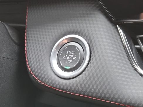 Used 2025 Chevrolet Equinox RS w/ Safety and Technology Package FWD image 16