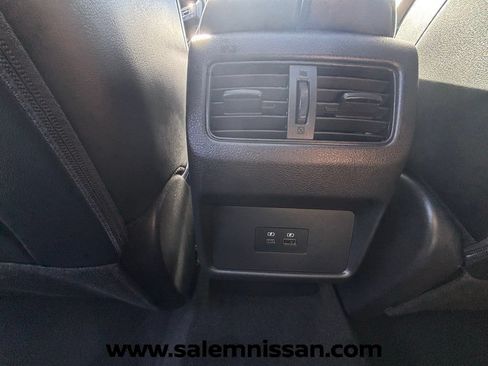Certified 2023 Nissan Rogue SV w/ SV Premium B Package AWD/4WD image 13