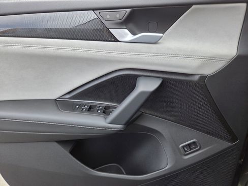 New 2026 Volkswagen Tiguan SE R-Line AWD/4WD image 10
