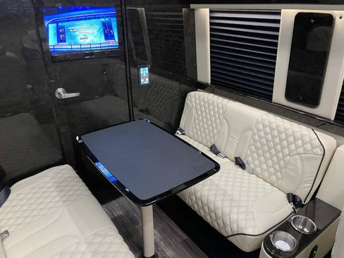 Used 2021 Mercedes-Benz Sprinter 3500 image 26
