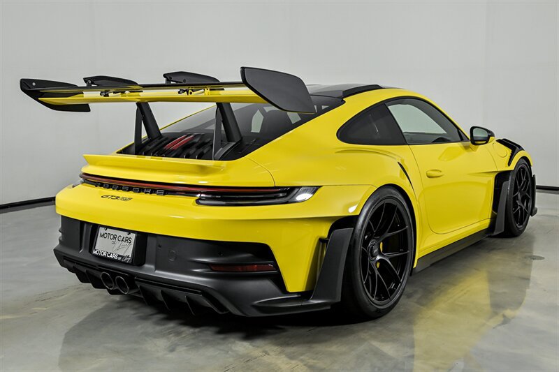 Used 2024 Porsche 911 GT3 RS RWD image 9