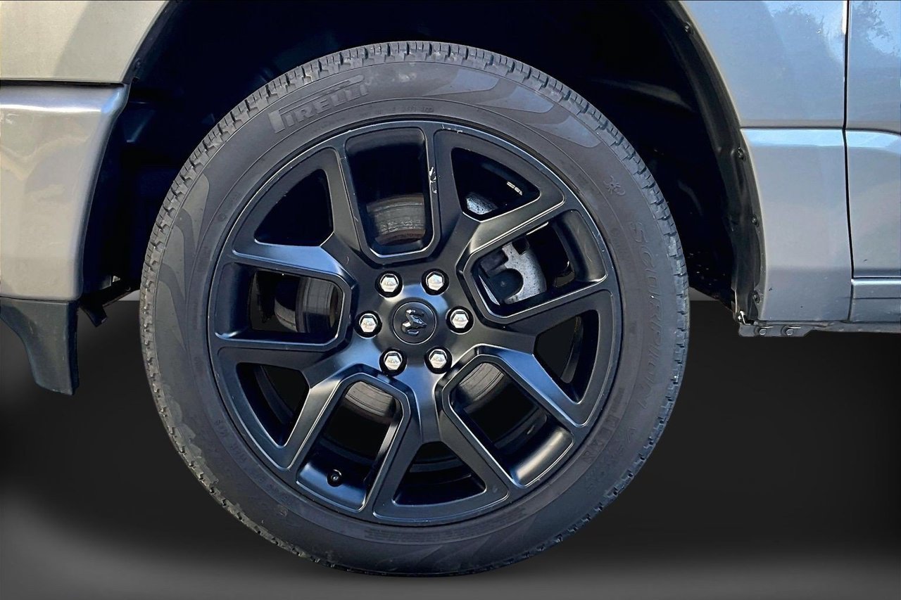 Used 2023 RAM 1500 Laramie AWD/4WD image 33