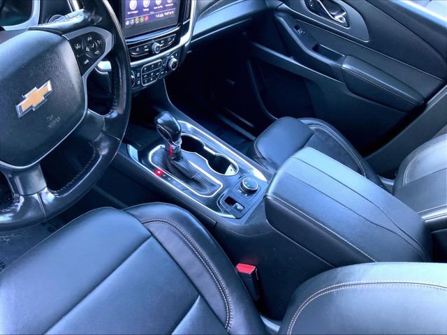 Used 2021 Chevrolet Traverse Premier w/ Redline Edition AWD/4WD image 22