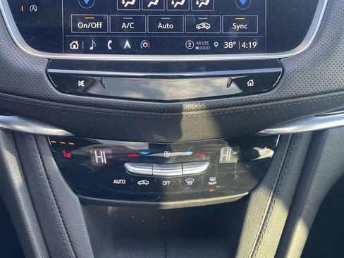 Certified 2024 Cadillac XT5 Premium Luxury image 26