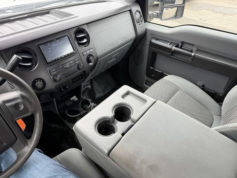 Used 2015 Ford F250 XL w/ Power Equipment Group image 22