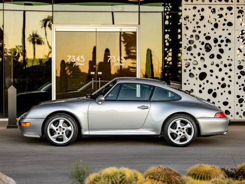 Used 1998 Porsche 911 Carrera S image 7