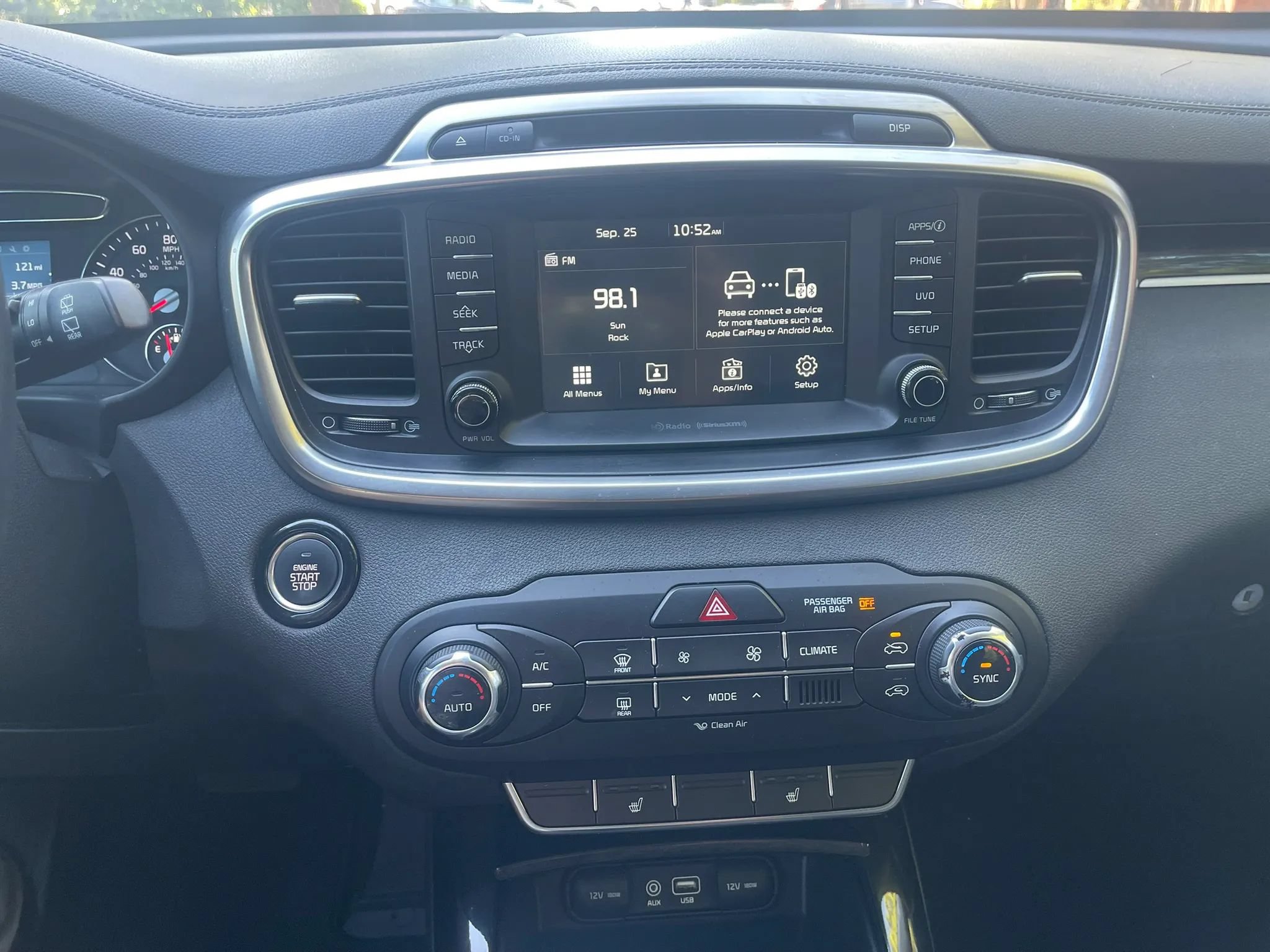 Used 2017 Kia Sorento EX FWD image 18