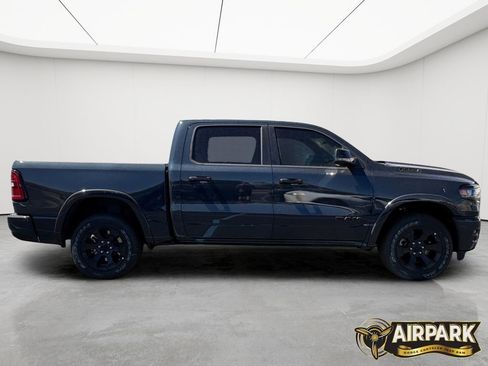 New 2026 RAM 1500 4x4 Crew Cab image 3