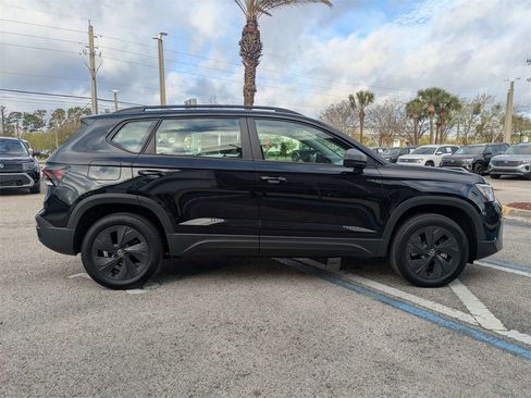 Used 2025 Volkswagen Taos S image 7