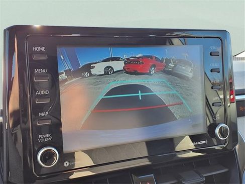 Used 2022 Toyota Corolla LE image 8