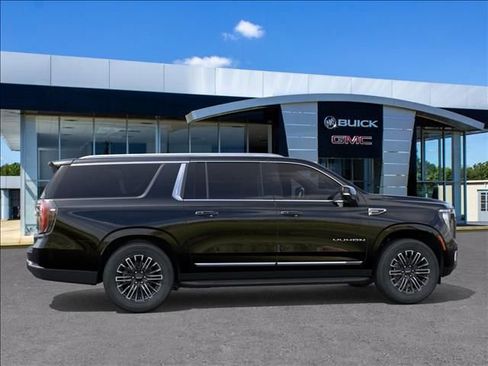 New 2026 GMC Yukon XL Elevation image 5