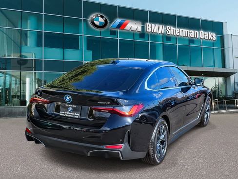 Used 2025 BMW i4 eDrive40 w/ Driving Assistance Package RWD image 4