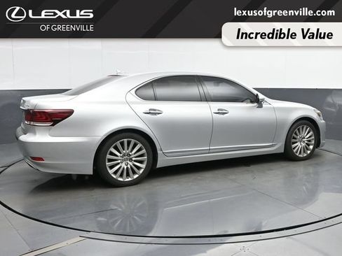 Used 2013 Lexus LS 460 w/ Comfort Pkg RWD image 8