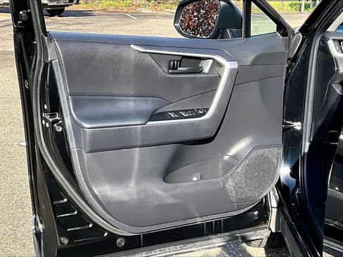 Certified 2024 Toyota RAV4 LE image 21