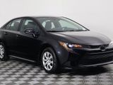 Used 2025 Toyota Corolla LE image 3