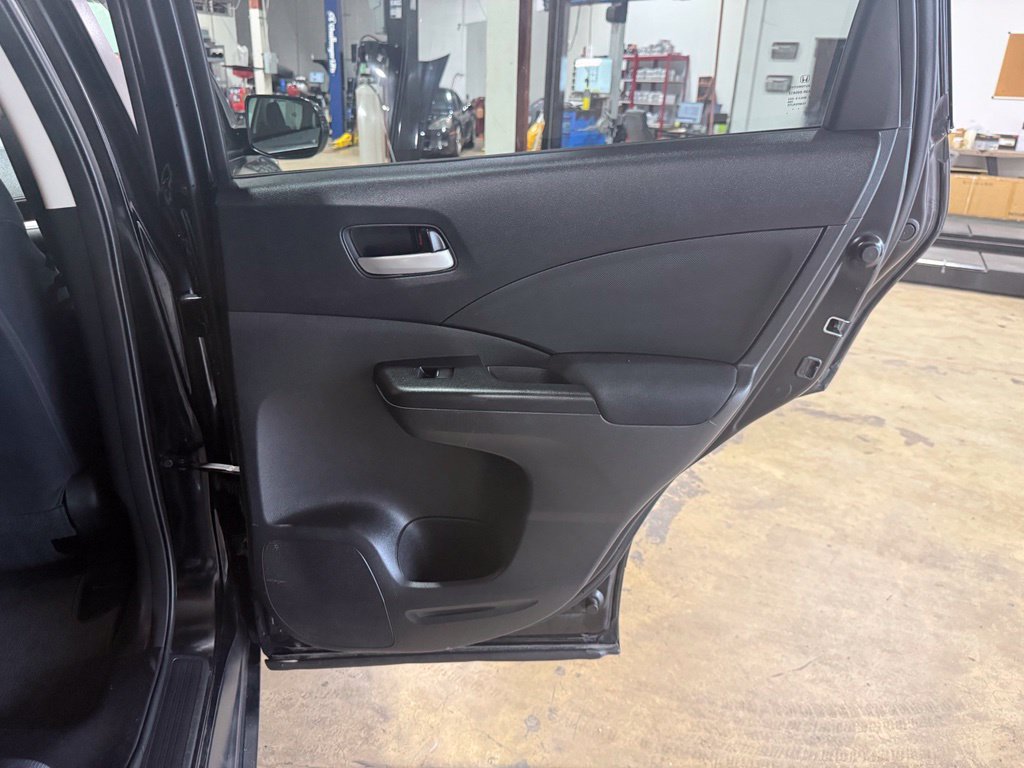 Used 2016 Honda CR-V SE image 29