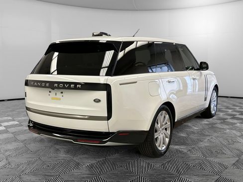 Used 2023 Land Rover Range Rover SE AWD/4WD image 5
