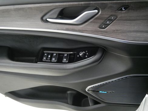 Used 2022 Jeep Grand Cherokee Overland image 19