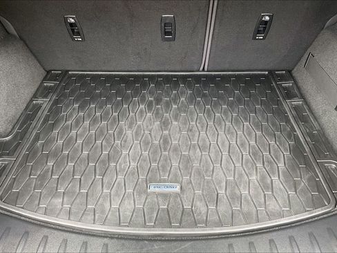 Used 2020 Jaguar E-PACE Checkered Flag image 25