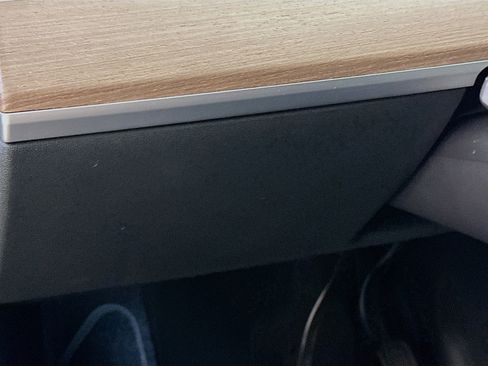 Used 2023 Tesla Model Y Long Range image 17