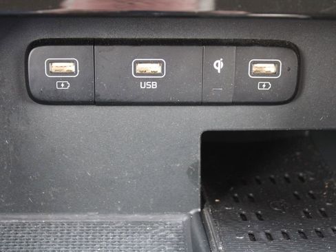 Certified 2023 Kia Carnival SX image 56