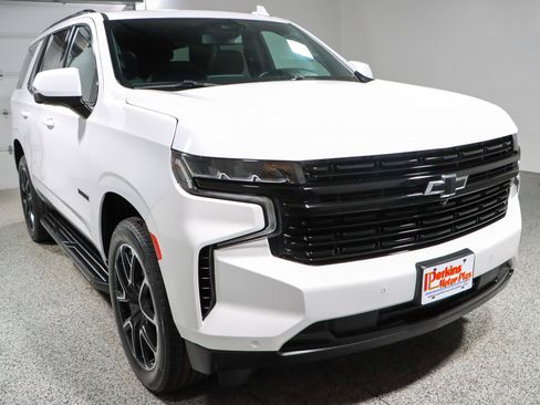 Used 2024 Chevrolet Tahoe RST w/ Luxury Package RWD image 5