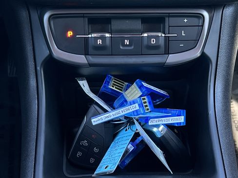 Used 2024 GMC Terrain AT4 image 19