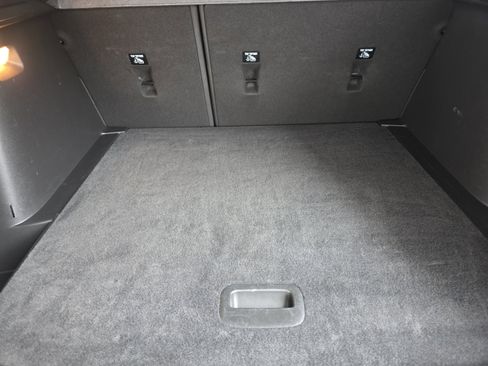 Used 2025 Chevrolet Trax LT w/ LT Convenience Package image 10