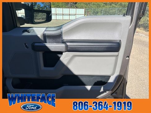 Used 2019 Ford F250 XLT w/ XLT Value Package image 42