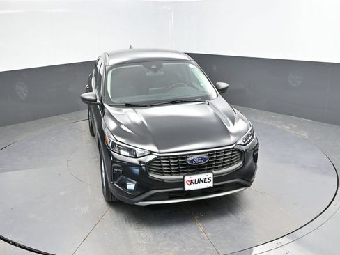 Used 2024 Ford Escape Active AWD/4WD image 25