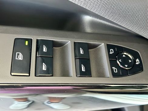 Used 2026 BMW X3 xDrive30 w/ M Sport Package image 14