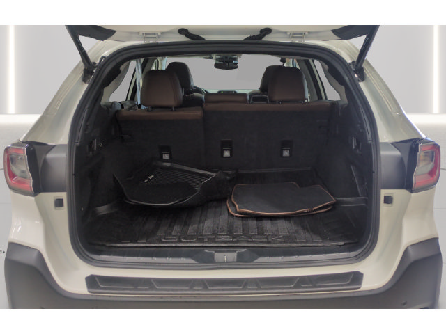 Certified 2025 Subaru Outback Touring AWD/4WD image 24