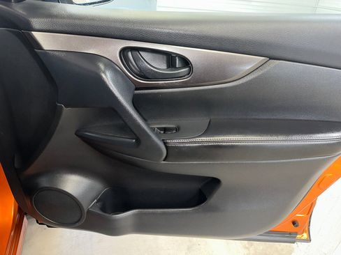 Used 2022 Nissan Rogue Sport S image 24