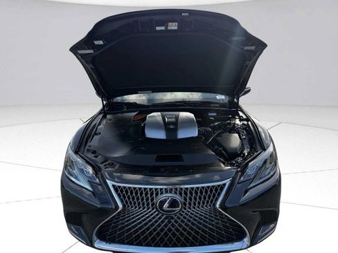 Used 2018 Lexus LS 500h w/ Luxury Package image 53