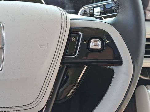 Used 2025 Lincoln Aviator Reserve w/ Luxury Package AWD/4WD image 22
