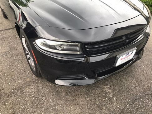 Used 2019 Dodge Charger SXT AWD/4WD image 53
