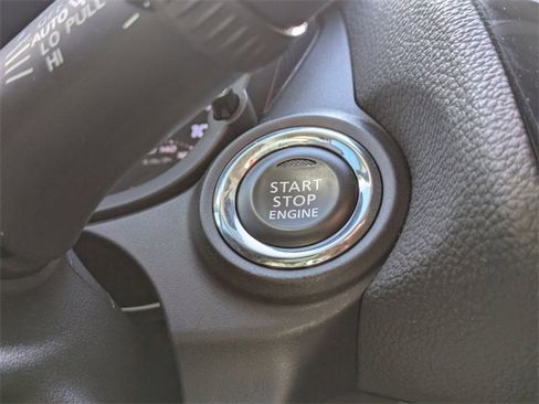 Used 2024 Mitsubishi Eclipse Cross LE image 32