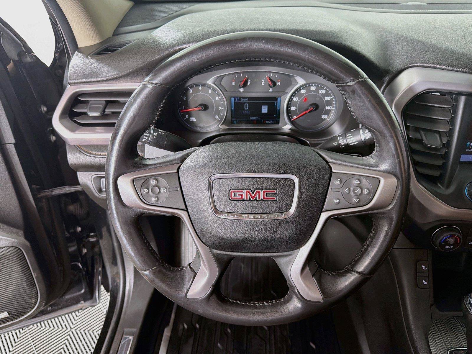 Used 2019 GMC Acadia SLT AWD/4WD image 3