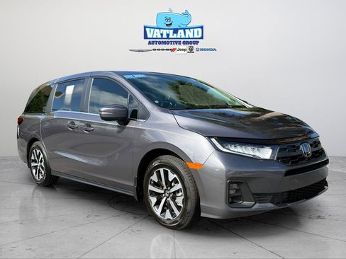 Certified 2026 Honda Odyssey EX-L image 7