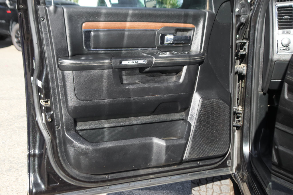 Used 2017 RAM 2500 Laramie w/ Sport Appearance Group AWD/4WD image 17