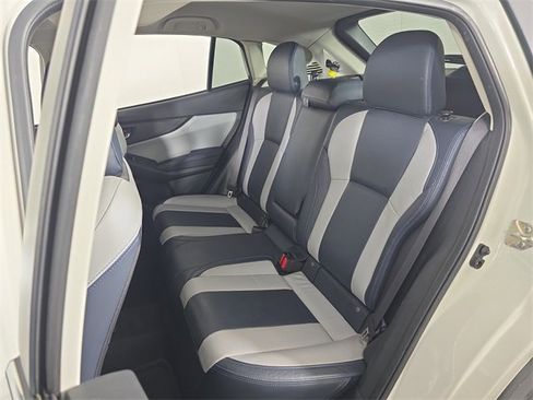 Used 2019 Subaru Crosstrek Hybrid w/ Moonroof Package w/Navigation image 18