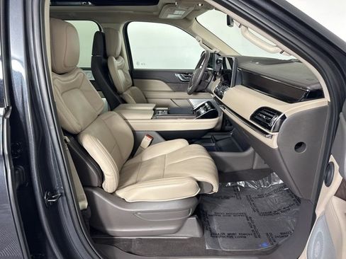 New 2024 Lincoln Navigator L Reserve image 36