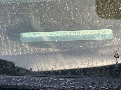 Certified 2018 Toyota Tacoma TRD Sport image 3