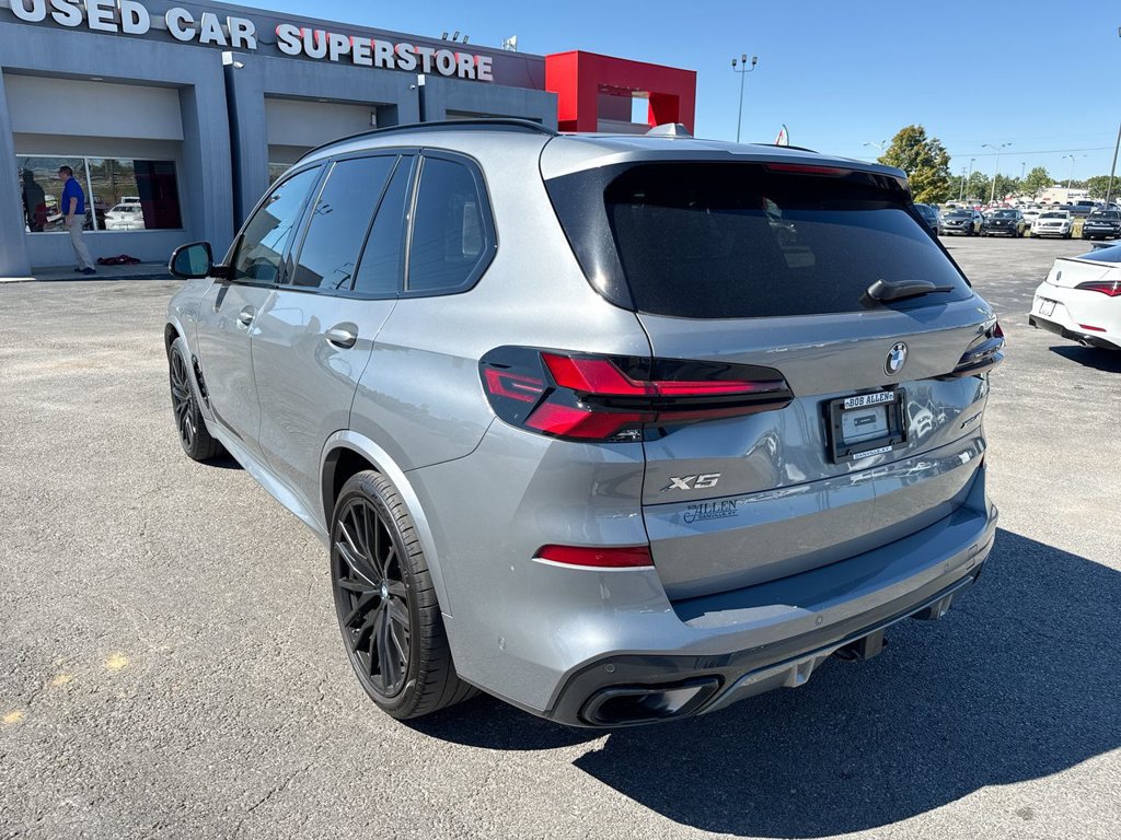 Used 2024 BMW X5 xDrive40i w/ M Sport Package AWD/4WD image 12