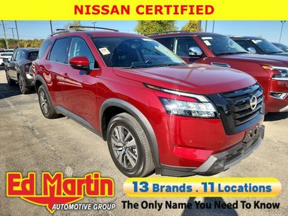 Certified 2023 Nissan Pathfinder SL w/ Lighting Package (N92)