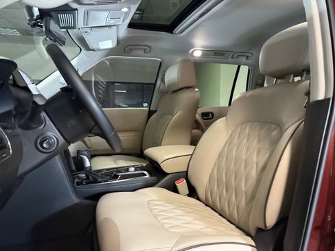 Used 2023 Nissan Armada Platinum w/ Captain's Chairs Package RWD image 14
