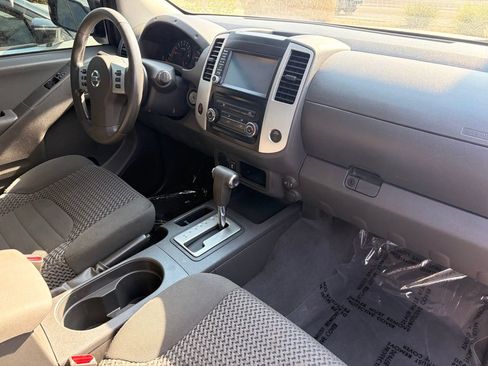 Used 2017 Nissan Frontier SV w/ SV Value Truck Package RWD image 26