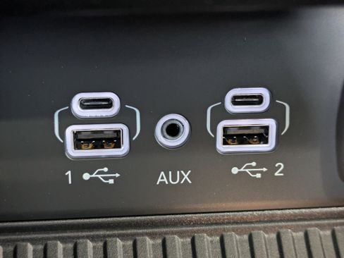 New 2026 Jeep Grand Cherokee Altitude image 24