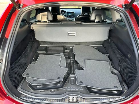 Used 2016 Volvo XC60 T5 Premier w/ Proximity Package image 19