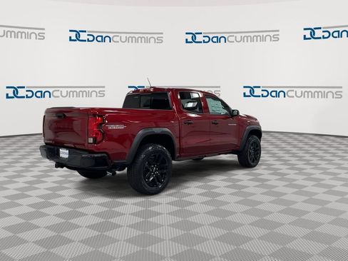 Used 2024 Chevrolet Colorado Trail Boss w/ Technology Package AWD/4WD image 8